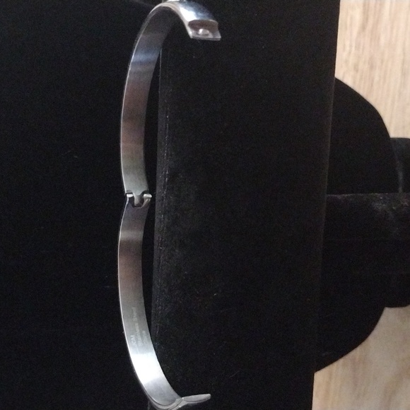 Bracelet - Picture 3 of 6